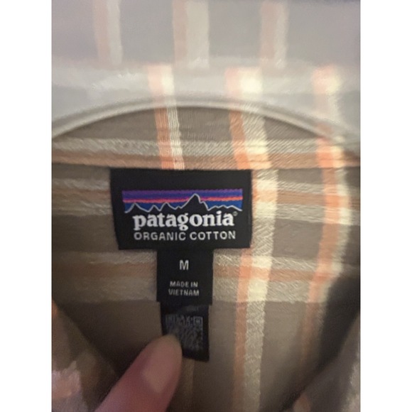 Patagonia Organic Cotton Shirt Men's Medium Button Up Short Sleeve Tan Plaid - Picture 6 of 8